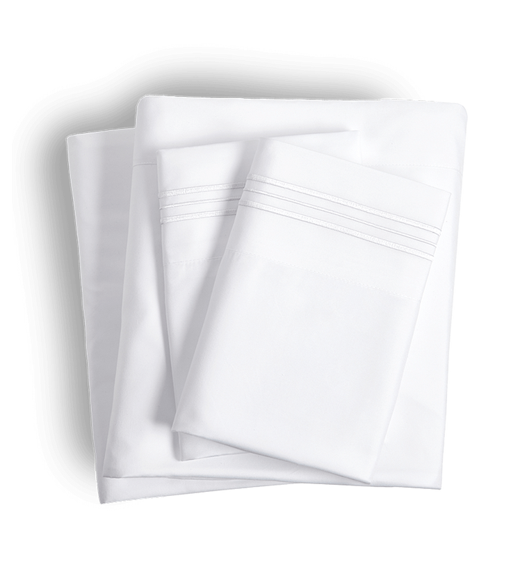 Cosy House Collection’s Everyday Bed sheets and pillowcases stacked together.